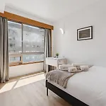 Отель Guestready - Practical Hideout In Gaia Вила-Нова-ди-Гая