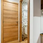 Guestready - Practical Hideout In Gaia *