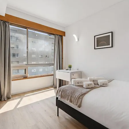 Hotel Guestready - Practical Hideout In Gaia Vila Nova de Gaia