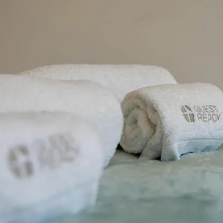 Hotel Guestready - Practical Hideout In Gaia Vila Nova de Gaia