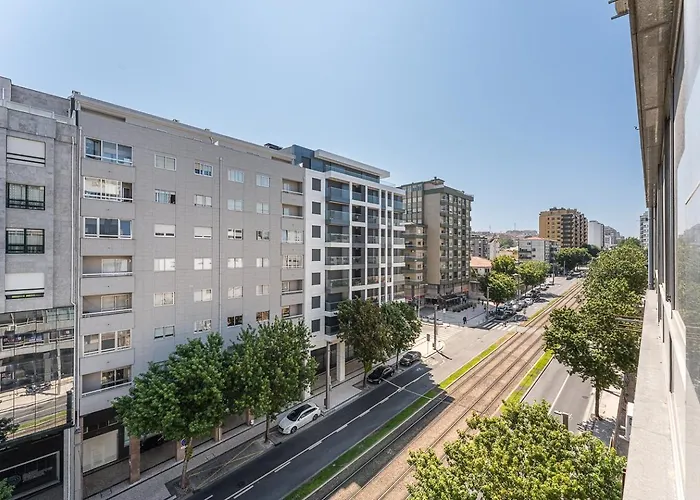 Guestready - Practical Hideout In Gaia Hotel Vila Nova de Gaia